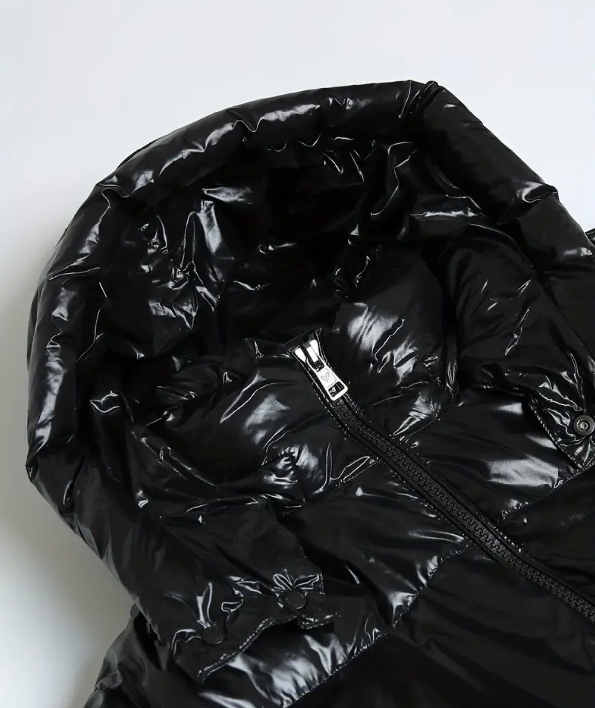 Glossy Designer Puffer Rogee El Tros